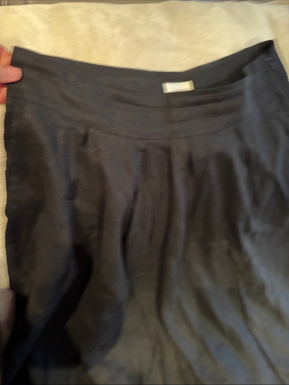 Wilfred Black Pleated Midi Linen Skirt - Picture 4 of 7
